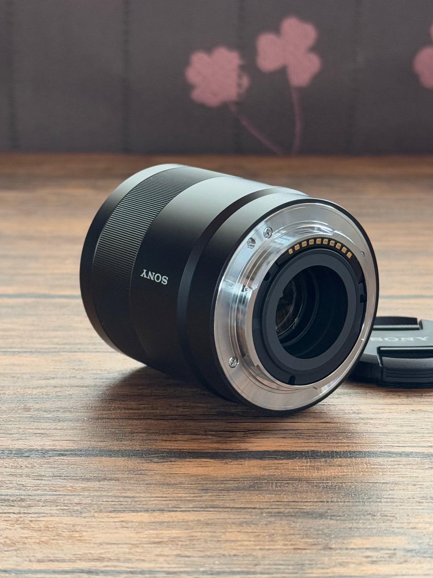 [MINT] Sony Carl Zeiss Sonnar E 24mm F/1.8 ZA T* Lens