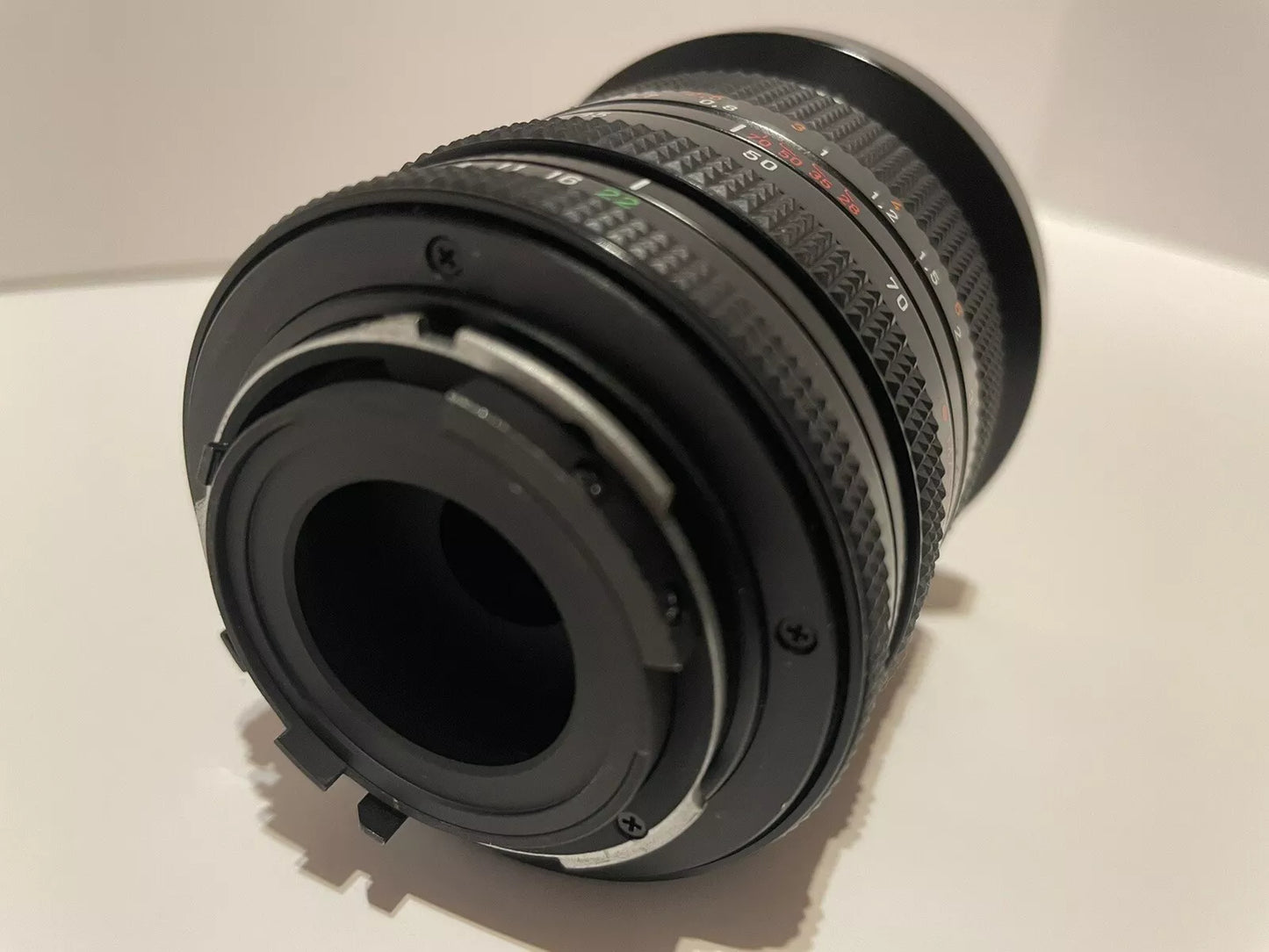 [NEAR MINT] Contax Carl Zeiss Vario-Sonnar T* 28-70mm f/3.5-4.5 Lens MMJ